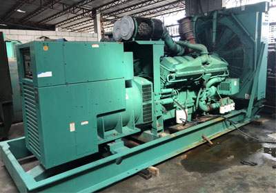 800KW美國進(jìn)口康明斯二手發(fā)電機(jī)KTA38-G3