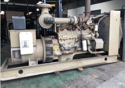 200KW重慶康明斯NT855-GA二手發(fā)電機(jī)配利萊森瑪電球