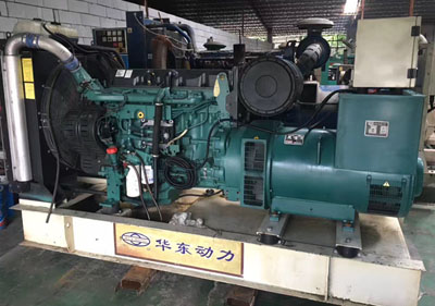 300KW瑞典沃爾沃TAD941GE配斯坦福電球華東動力組裝二手發(fā)電機(jī)組