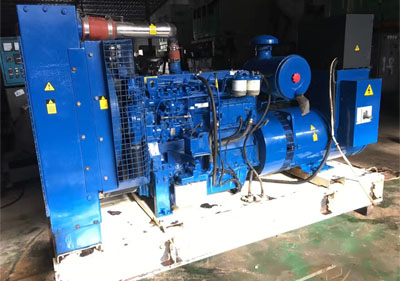 110KW英國勞斯萊斯小功率二手柴油發電機組底座帶油箱