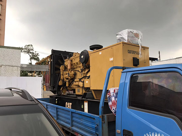 美國卡特320KVA